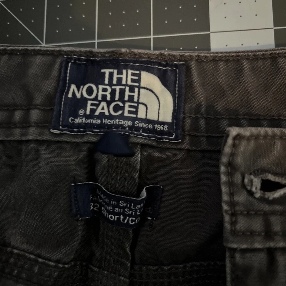 Men's 2013 North Face Canvas 4 Pocket Outdoor Pants Straight Gray Size 32 Short